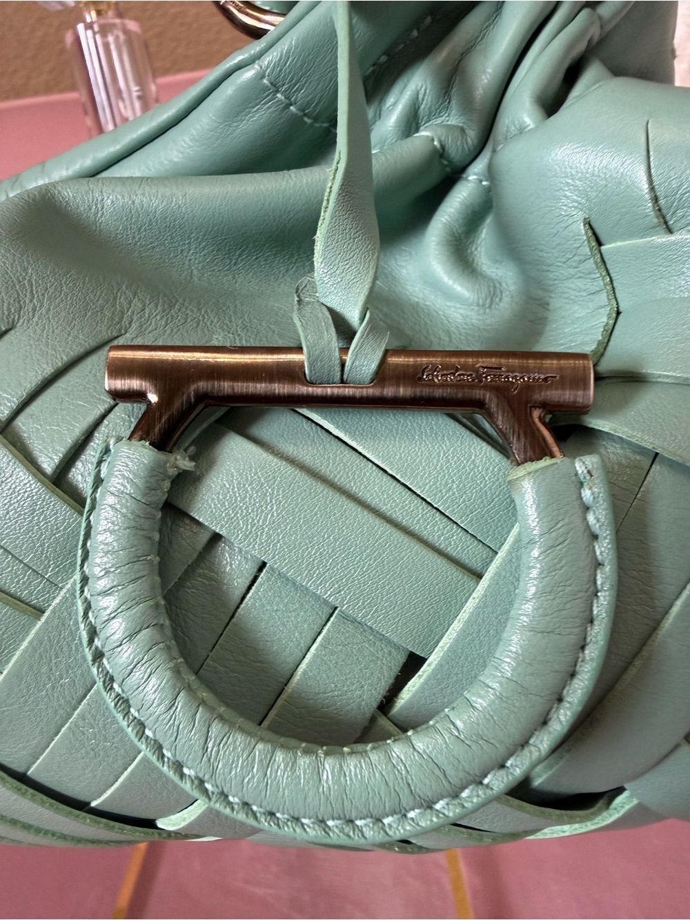 💯Auth! Salvatore Ferragamo Sofia Green Woven Leather Top-Handle Bag Gunmetal HW - Picture 3 of 14